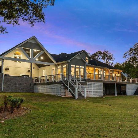 Rare Find Best Lot With Dock And Views On Lake Winchester Eksteriør bilde
