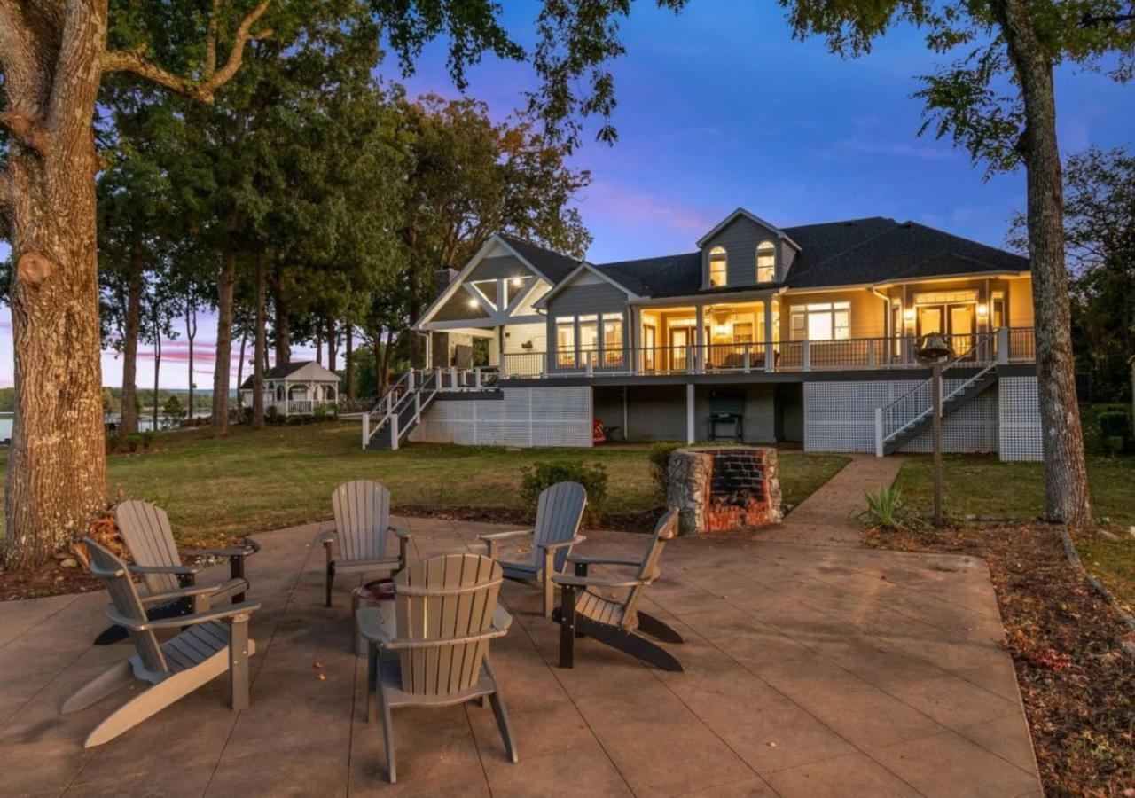 Rare Find Best Lot With Dock And Views On Lake Winchester Eksteriør bilde